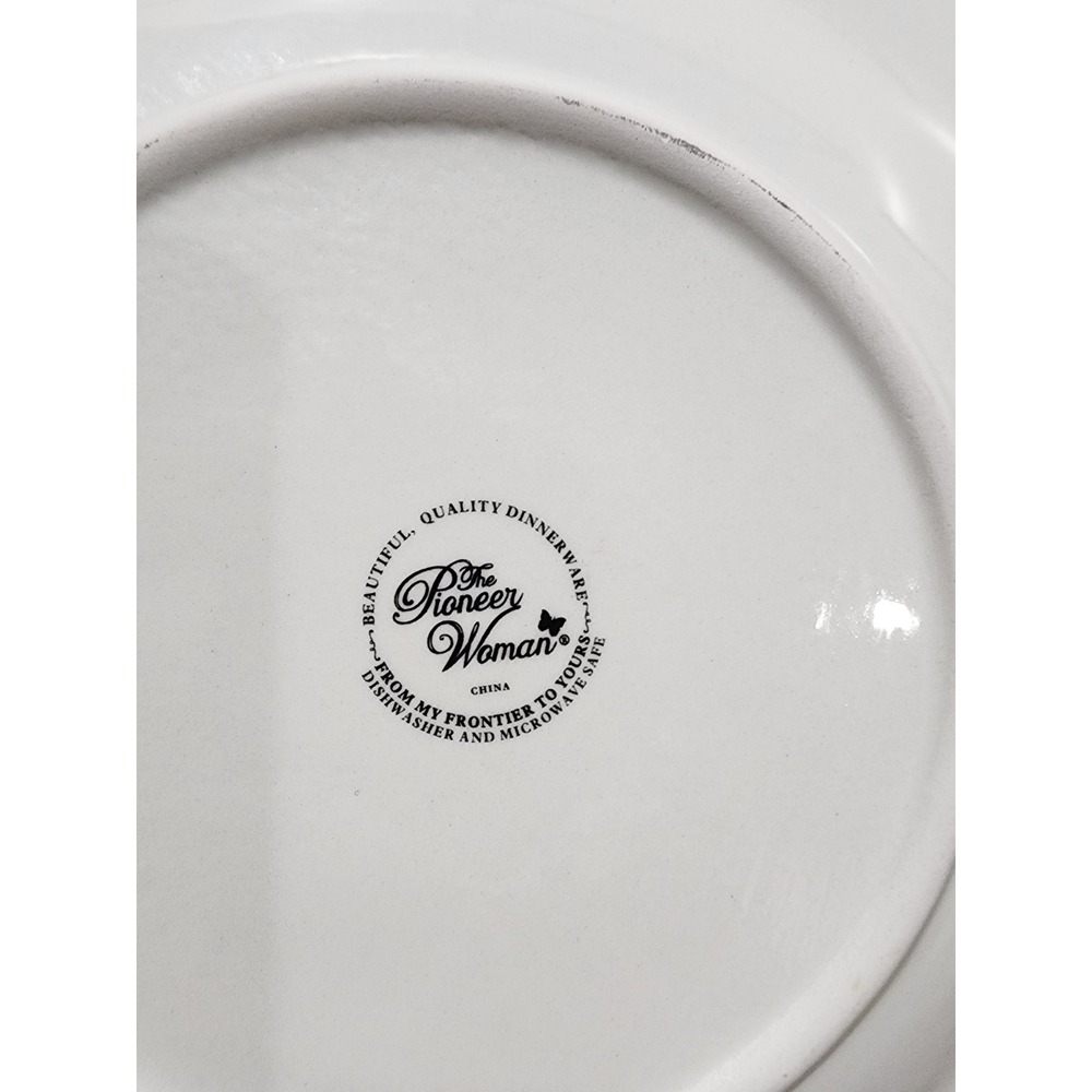 Pioneer Woman Red Trim Floral Flower Country Garden Dinner Plate 10" Scalloped - Picture 5 of 7